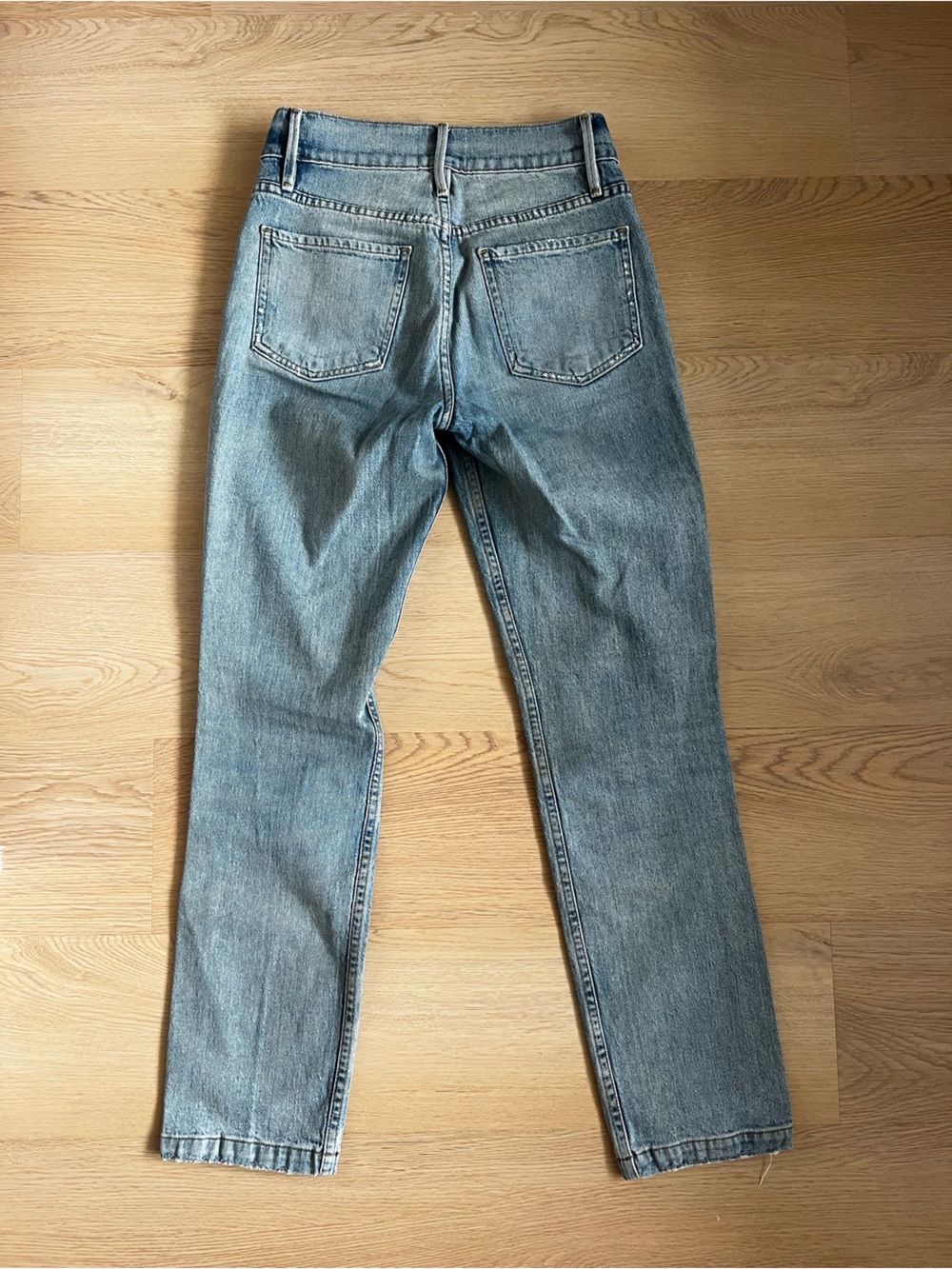 FRAME Women’s Le Sylvie Slender Straight Jeans, size 25